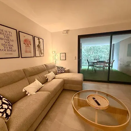 Spacieux Et Moderne - Centre De Cannes